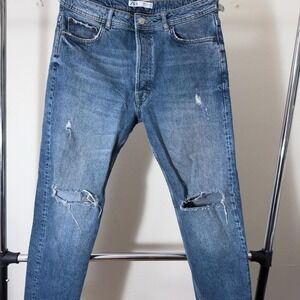 Distressed Zara jeans, size 34x32